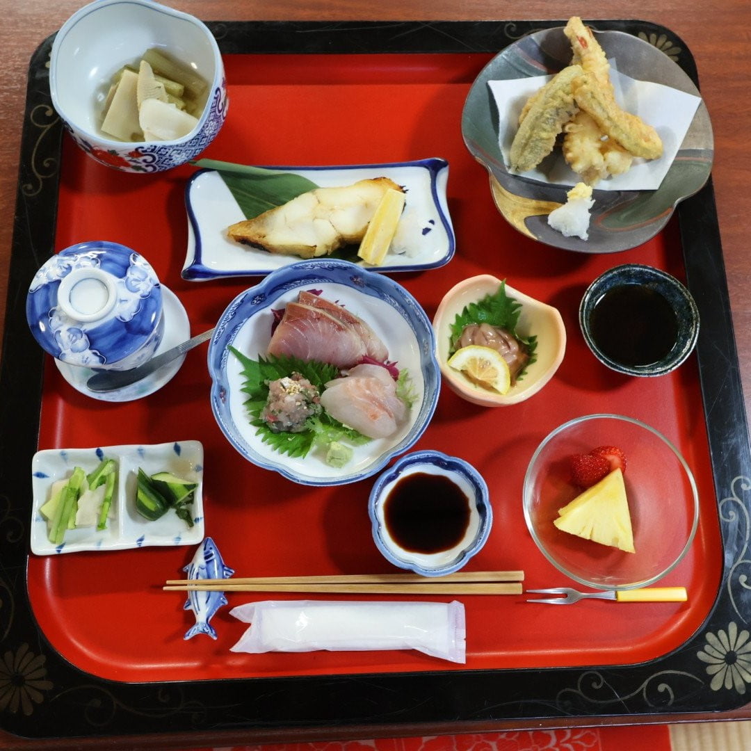 夕食